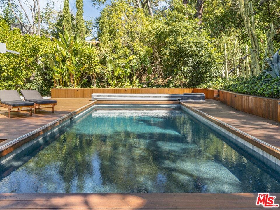 2538 Hutton Drive, Beverly Hills, CA 90210 2538 Hutton Drive, Beverly Hills, CA 90210