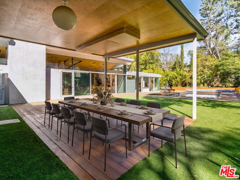 2538 Hutton Drive, Beverly Hills, CA 90210 2538 Hutton Drive, Beverly Hills, CA 90210