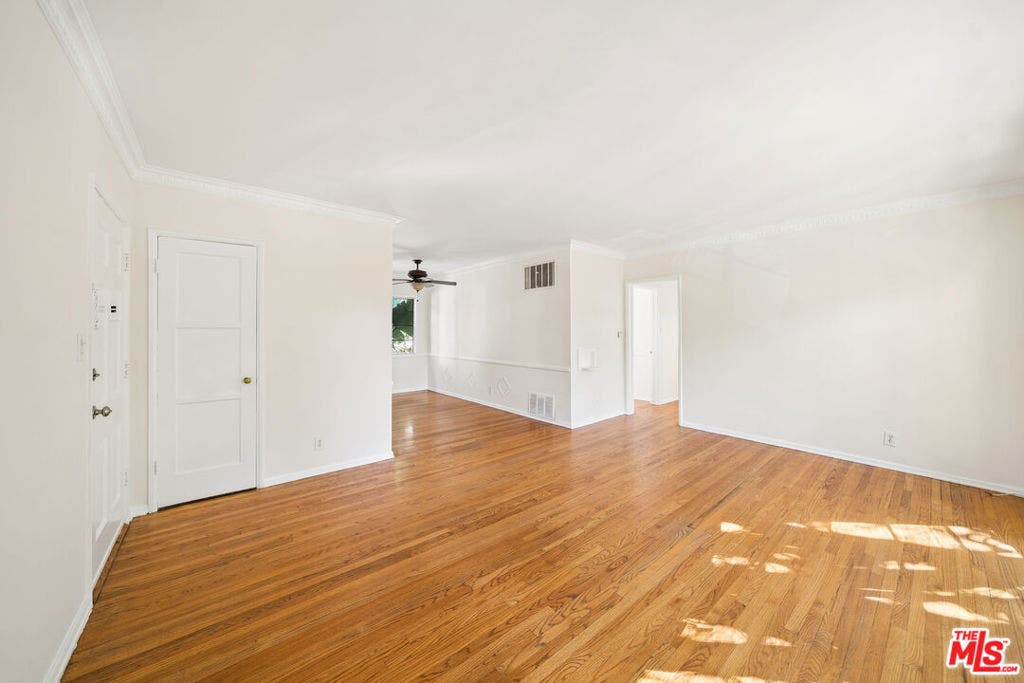 1274 Havenhurst Drive, #8, West Hollywood, CA 90046 1274 Havenhurst Drive, #8, West Hollywood, CA 90046