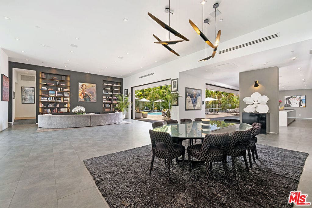 9570 SUNSET Boulevard, Beverly Hills, CA 90210