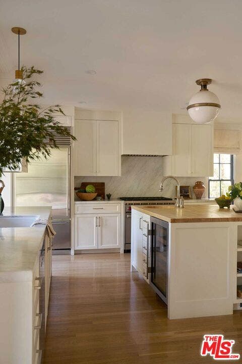 638 N Cherokee Avenue, Los Angeles, CA 90004 638 N Cherokee Avenue, Los Angeles, CA 90004
