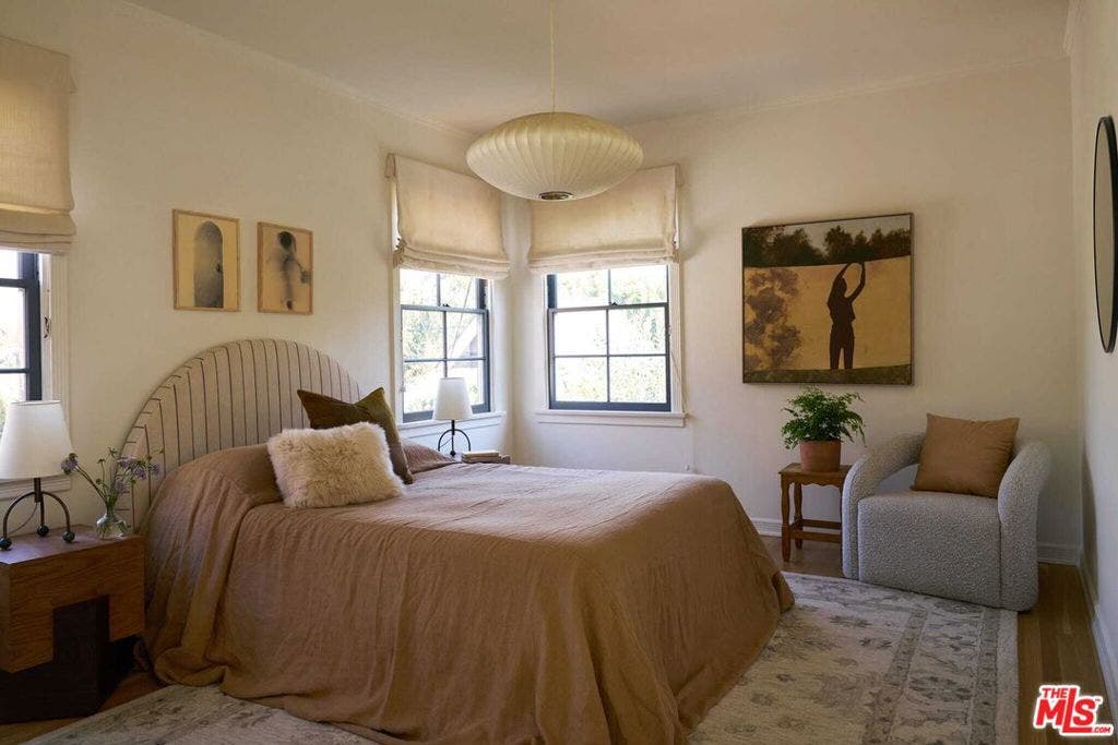 638 N Cherokee Avenue, Los Angeles, CA 90004 638 N Cherokee Avenue, Los Angeles, CA 90004