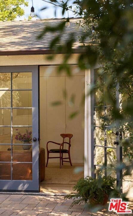 638 N Cherokee Avenue, Los Angeles, CA 90004 638 N Cherokee Avenue, Los Angeles, CA 90004