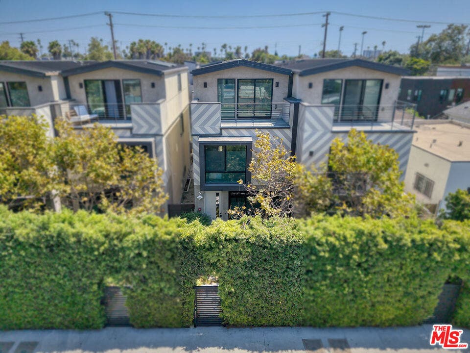 744 Brooks Avenue, Venice, CA 90291 744 Brooks Avenue, Venice, CA 90291