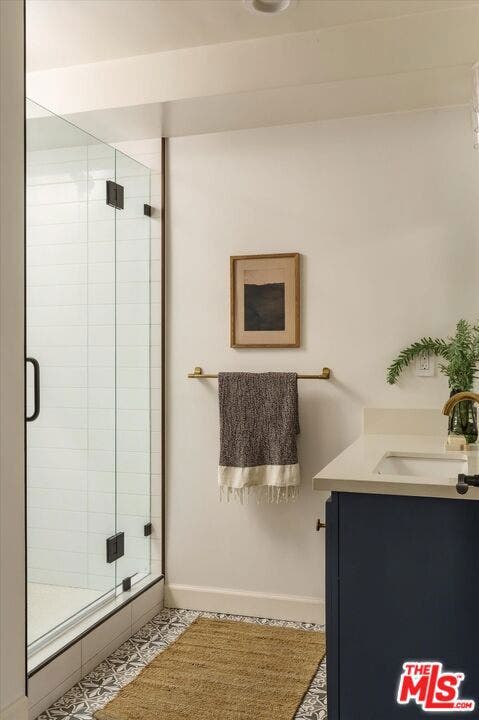 2441 Claremont Avenue, Los Angeles, CA 90027 2441 Claremont Avenue, Los Angeles, CA 90027