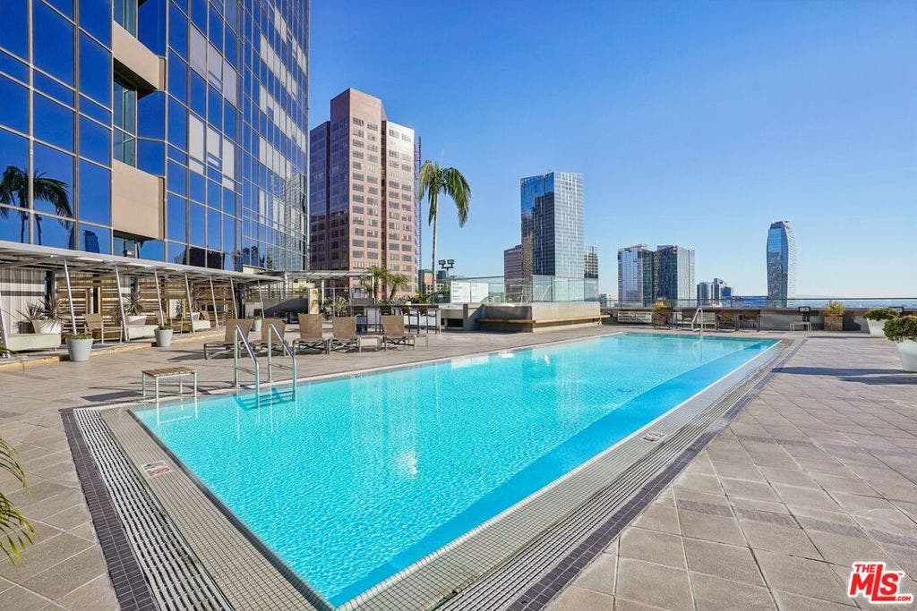 1100 Wilshire Boulevard, #1804, Los Angeles, CA 90017 1100 Wilshire Boulevard, #1804, Los Angeles, CA 90017