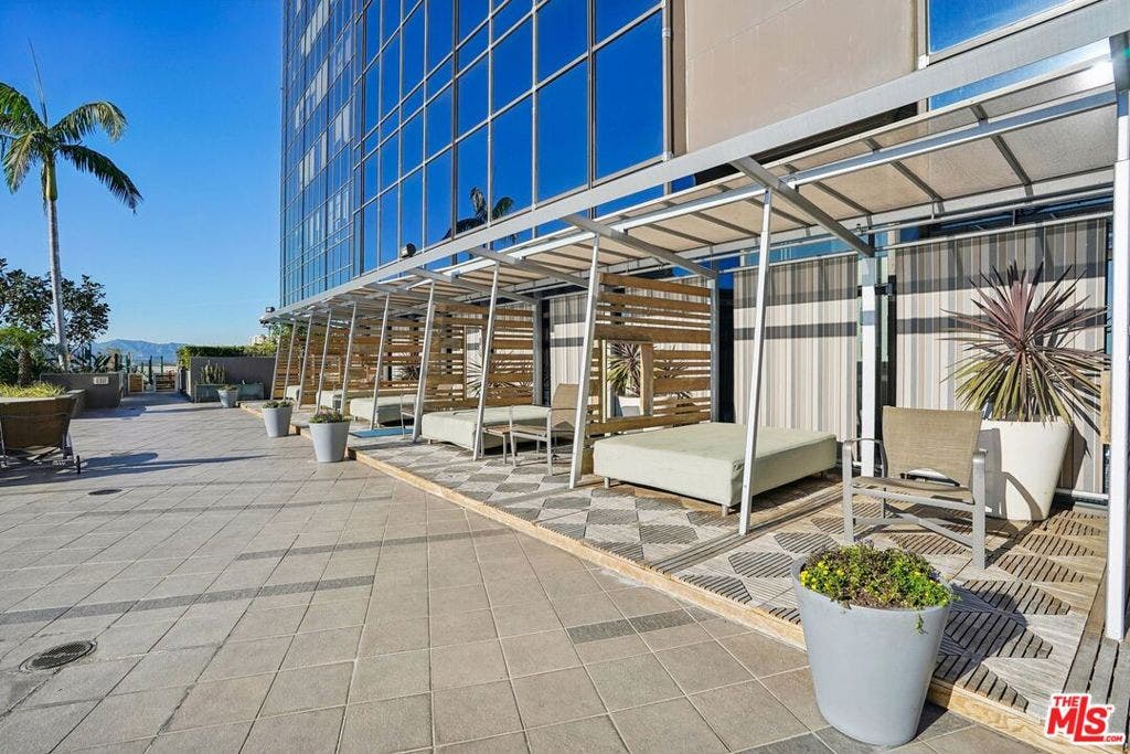 1100 Wilshire Boulevard, #1804, Los Angeles, CA 90017 1100 Wilshire Boulevard, #1804, Los Angeles, CA 90017
