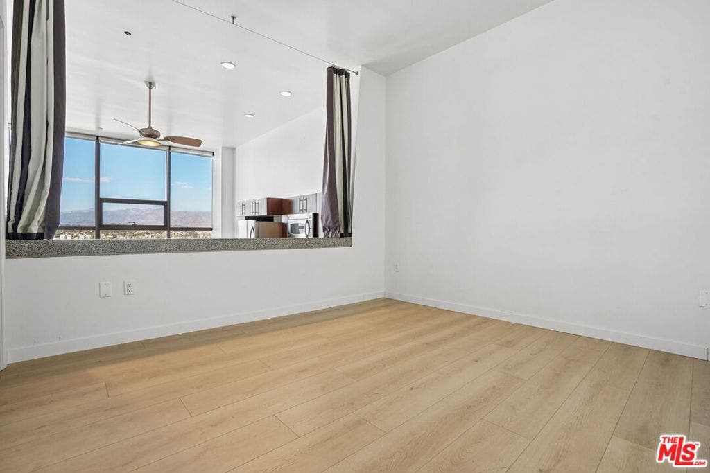 1100 Wilshire Boulevard, #1804, Los Angeles, CA 90017 1100 Wilshire Boulevard, #1804, Los Angeles, CA 90017