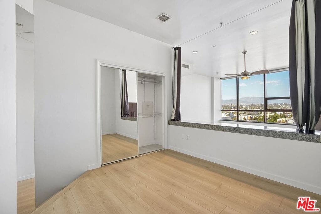 1100 Wilshire Boulevard, #1804, Los Angeles, CA 90017 1100 Wilshire Boulevard, #1804, Los Angeles, CA 90017