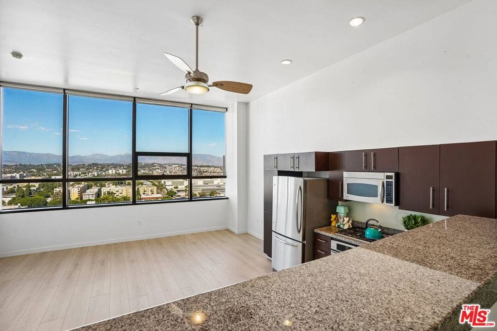 1100 Wilshire Boulevard, #1804, Los Angeles, CA 90017 1100 Wilshire Boulevard, #1804, Los Angeles, CA 90017