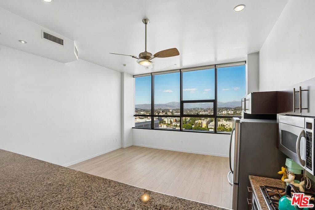 1100 Wilshire Boulevard, #1804, Los Angeles, CA 90017 1100 Wilshire Boulevard, #1804, Los Angeles, CA 90017