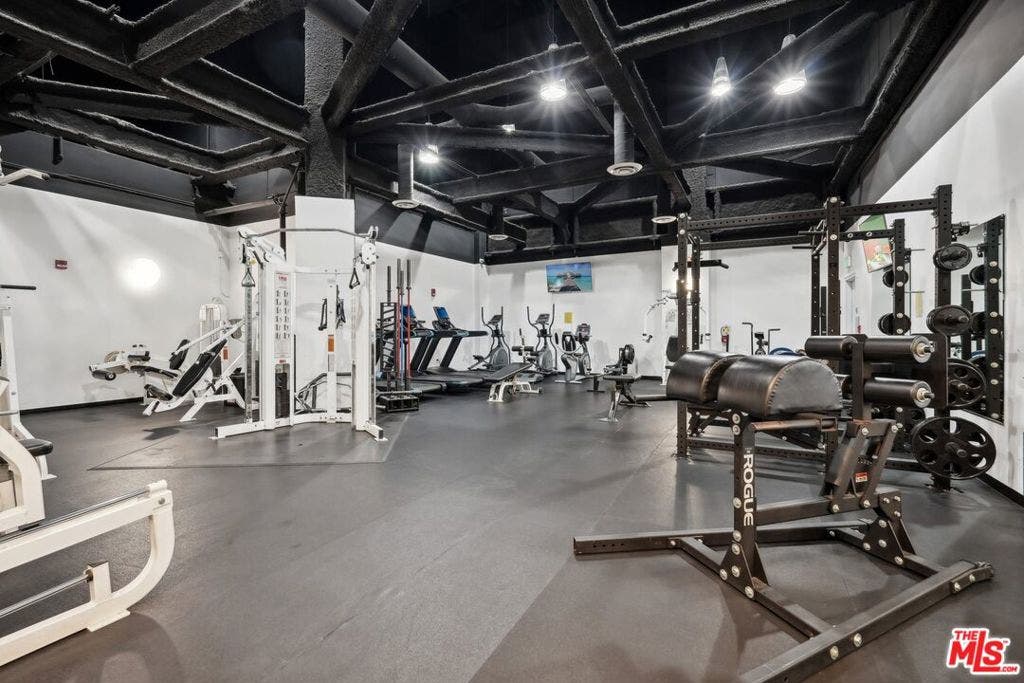 1100 Wilshire Boulevard, #1804, Los Angeles, CA 90017 1100 Wilshire Boulevard, #1804, Los Angeles, CA 90017