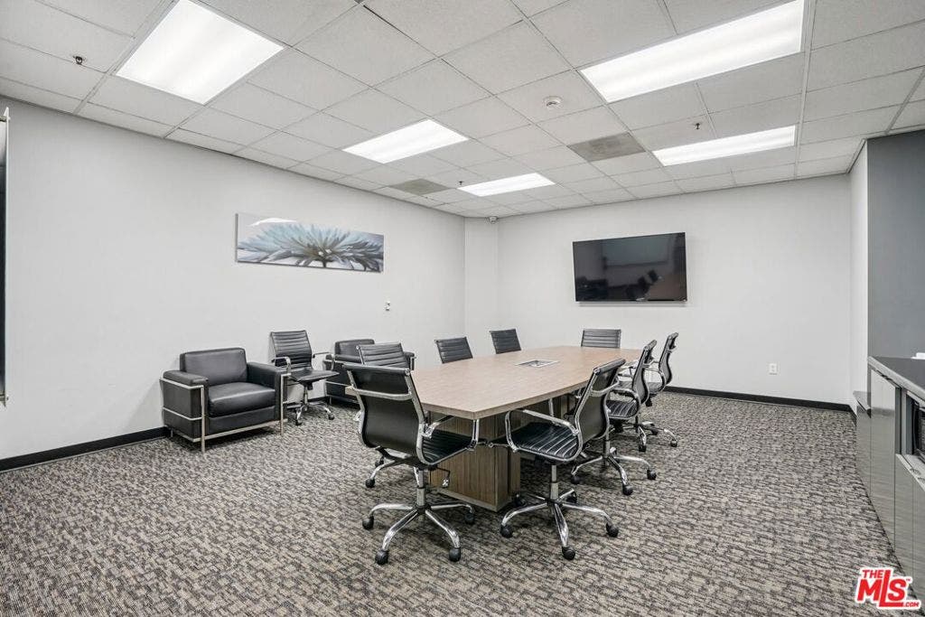 1100 Wilshire Boulevard, #1804, Los Angeles, CA 90017 1100 Wilshire Boulevard, #1804, Los Angeles, CA 90017