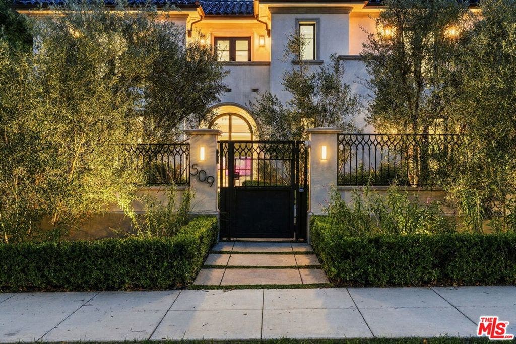 509 N Elm Drive, Beverly Hills, CA 90210 509 N Elm Drive, Beverly Hills, CA 90210