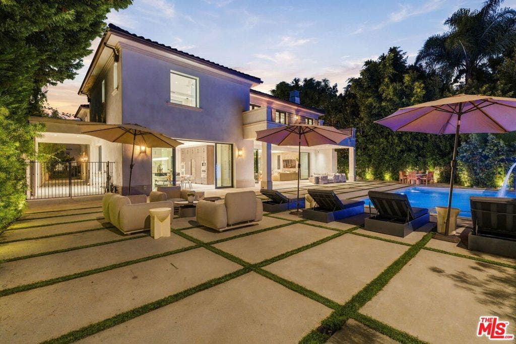 509 N Elm Drive, Beverly Hills, CA 90210 509 N Elm Drive, Beverly Hills, CA 90210