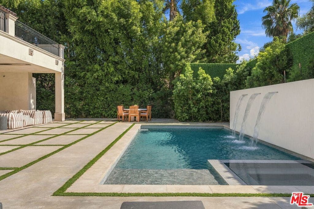509 N Elm Drive, Beverly Hills, CA 90210 509 N Elm Drive, Beverly Hills, CA 90210