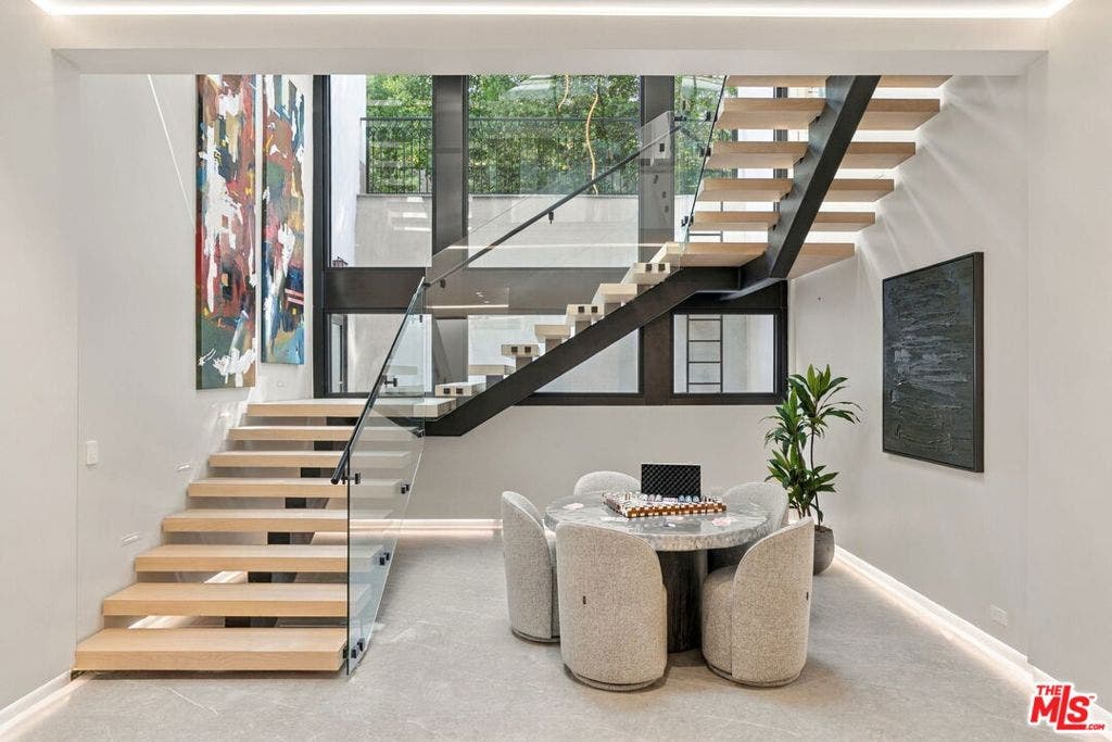 509 N Elm Drive, Beverly Hills, CA 90210 509 N Elm Drive, Beverly Hills, CA 90210