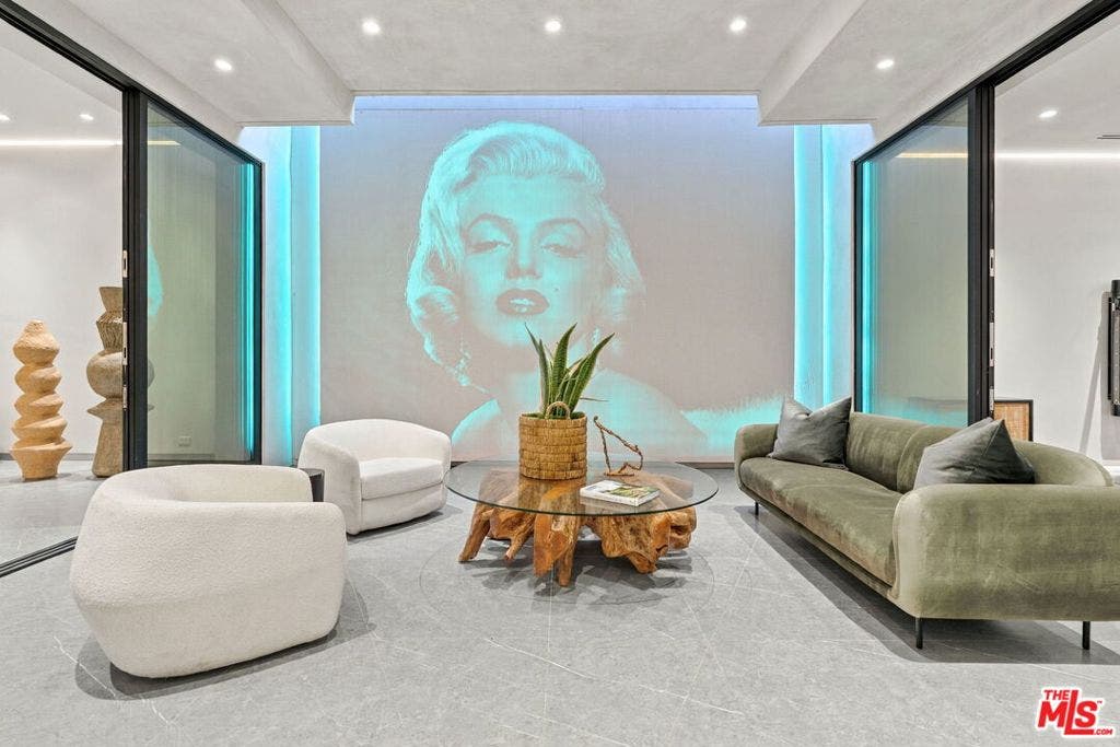 509 N Elm Drive, Beverly Hills, CA 90210 509 N Elm Drive, Beverly Hills, CA 90210