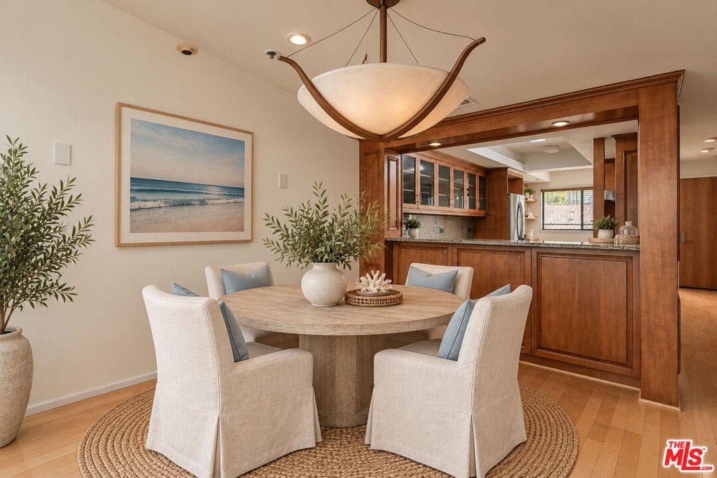 2950 Neilson Way, #408, Santa Monica, CA 90405 2950 Neilson Way, #408, Santa Monica, CA 90405