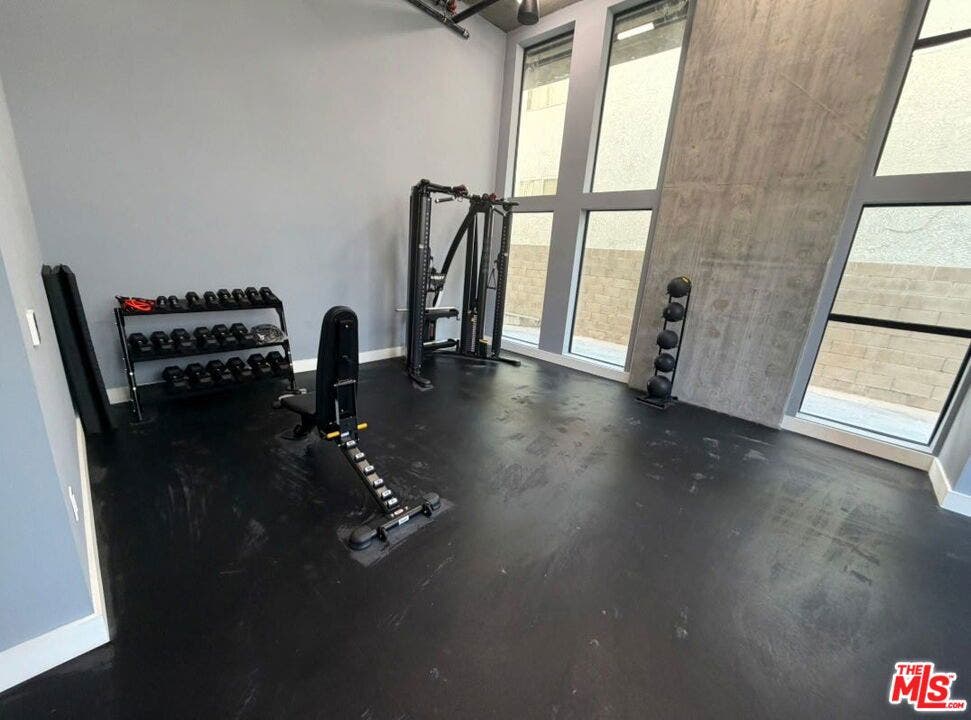 11013 Hartsook Street, #304, North Hollywood, CA 91601