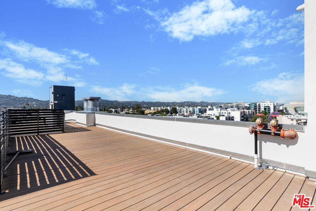 Rooftop Deck