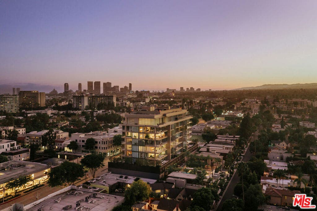 8899 Beverly Boulevard, #8B, West Hollywood, CA 90048 8899 Beverly Boulevard, #8B, West Hollywood, CA 90048