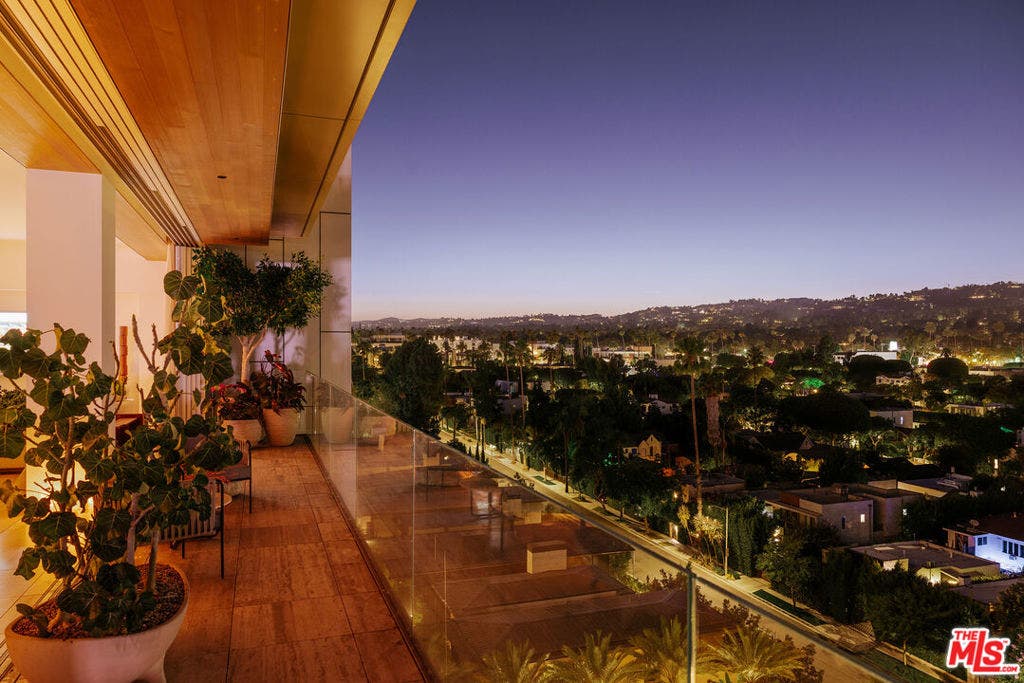 8899 Beverly Boulevard, #8B, West Hollywood, CA 90048 8899 Beverly Boulevard, #8B, West Hollywood, CA 90048