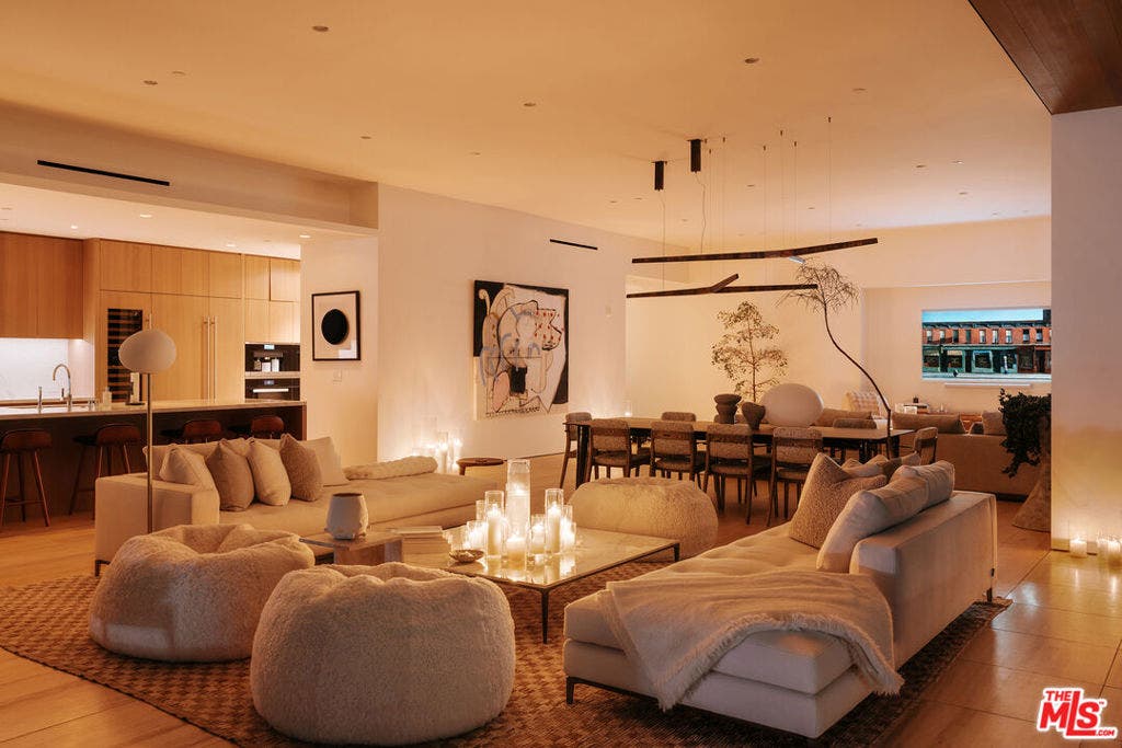 8899 Beverly Boulevard, #8B, West Hollywood, CA 90048 8899 Beverly Boulevard, #8B, West Hollywood, CA 90048