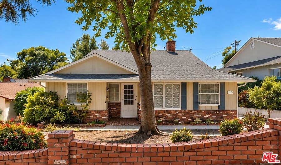 Property photo for 9801 Cabanas Avenue, Tujunga, CA