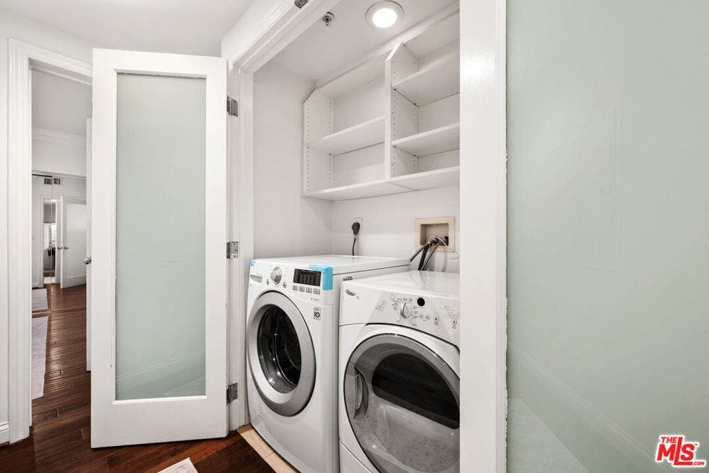 11863 Darlington Avenue, #110, Los Angeles, CA 90049 11863 Darlington Avenue, #110, Los Angeles, CA 90049