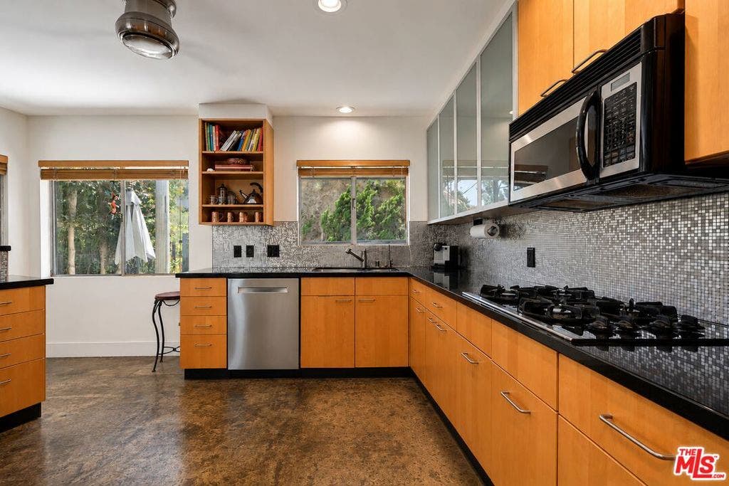 3162 Durand Drive, Los Angeles, CA 90068 3162 Durand Drive, Los Angeles, CA 90068