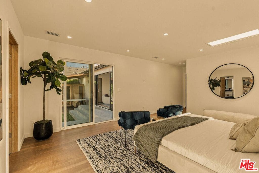 17723 Miranda Street, Encino, CA 91316 17723 Miranda Street, Encino, CA 91316