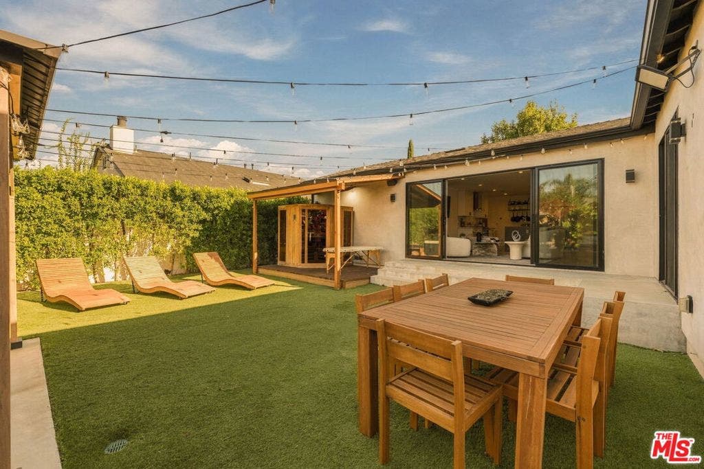 17723 Miranda Street, Encino, CA 91316 17723 Miranda Street, Encino, CA 91316