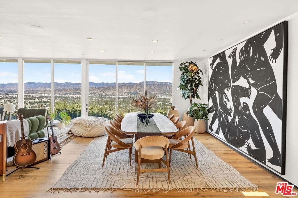 7829 Torreyson Drive, Los Angeles, CA 90046 7829 Torreyson Drive, Los Angeles, CA 90046