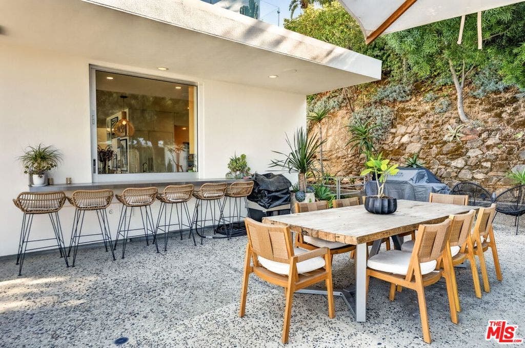 7829 Torreyson Drive, Los Angeles, CA 90046 7829 Torreyson Drive, Los Angeles, CA 90046