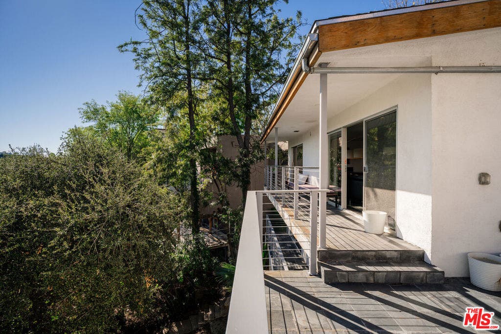 2388 Kimridge Road, Beverly Hills, CA 90210 2388 Kimridge Road, Beverly Hills, CA 90210