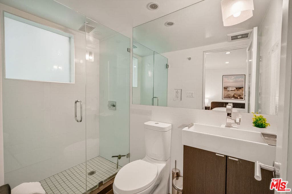2388 Kimridge Road, Beverly Hills, CA 90210 2388 Kimridge Road, Beverly Hills, CA 90210