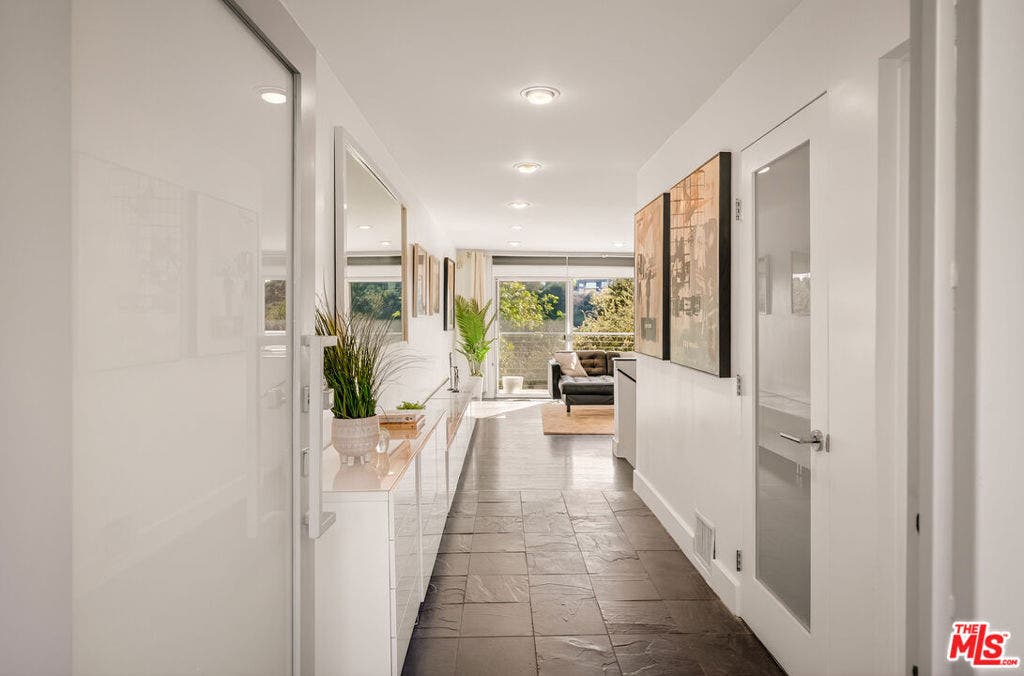 2388 Kimridge Road, Beverly Hills, CA 90210 2388 Kimridge Road, Beverly Hills, CA 90210