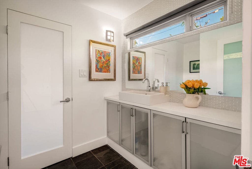 2388 Kimridge Road, Beverly Hills, CA 90210 2388 Kimridge Road, Beverly Hills, CA 90210