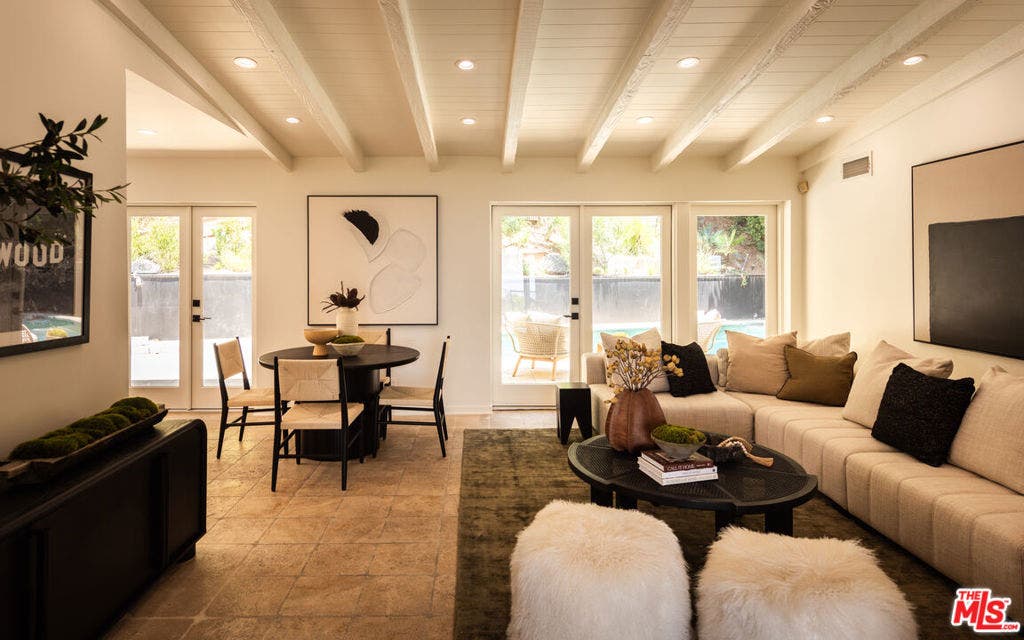 8657 Metz Place, West Hollywood, CA 90069 8657 Metz Place, West Hollywood, CA 90069