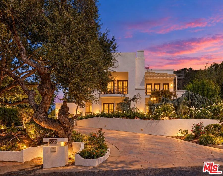 Property photo for 283 Lake Sherwood Drive, Lake Sherwood, CA