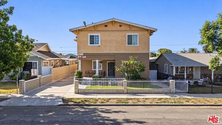 Property photo for 828 Hawthorne Place, Pomona, CA