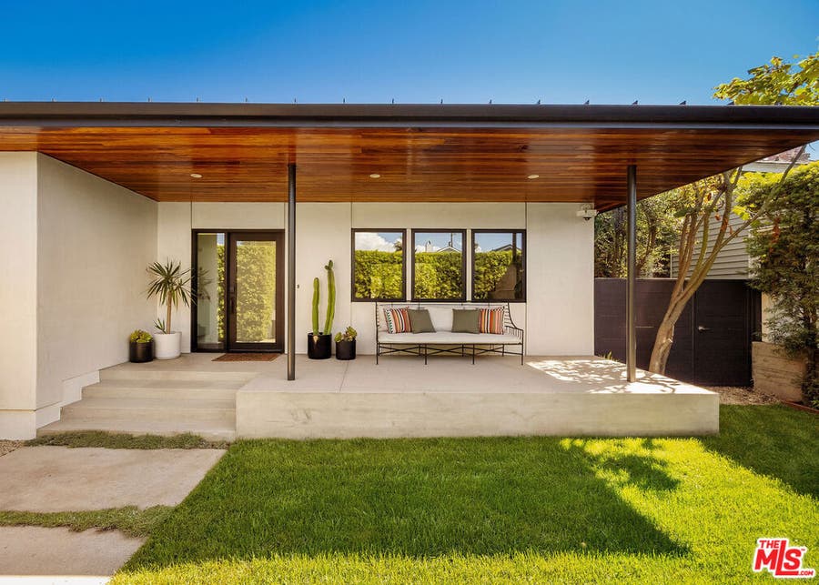 Property photo for 870 Rose Avenue, Venice, CA