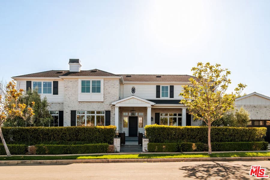 Property photo for 557 Chapala Drive, Pacific Palisades, CA