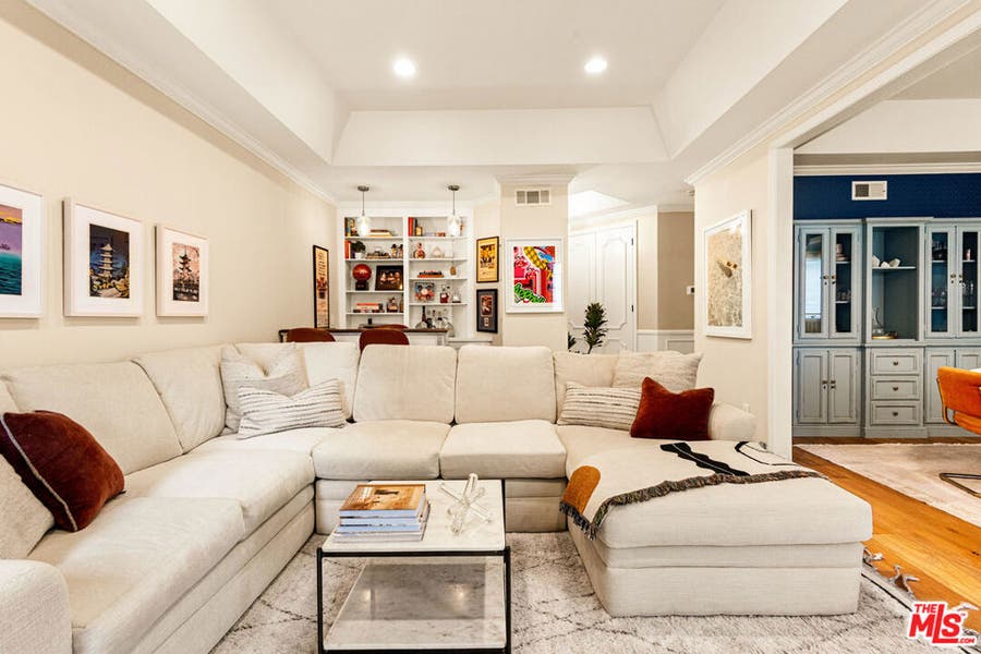 Property photo for 1370 Kelton Avenue, #106, Los Angeles, CA