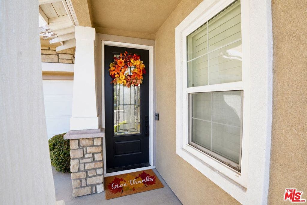 28611 Placerview Trail, Santa Clarita, CA 91390 28611 Placerview Trail, Santa Clarita, CA 91390