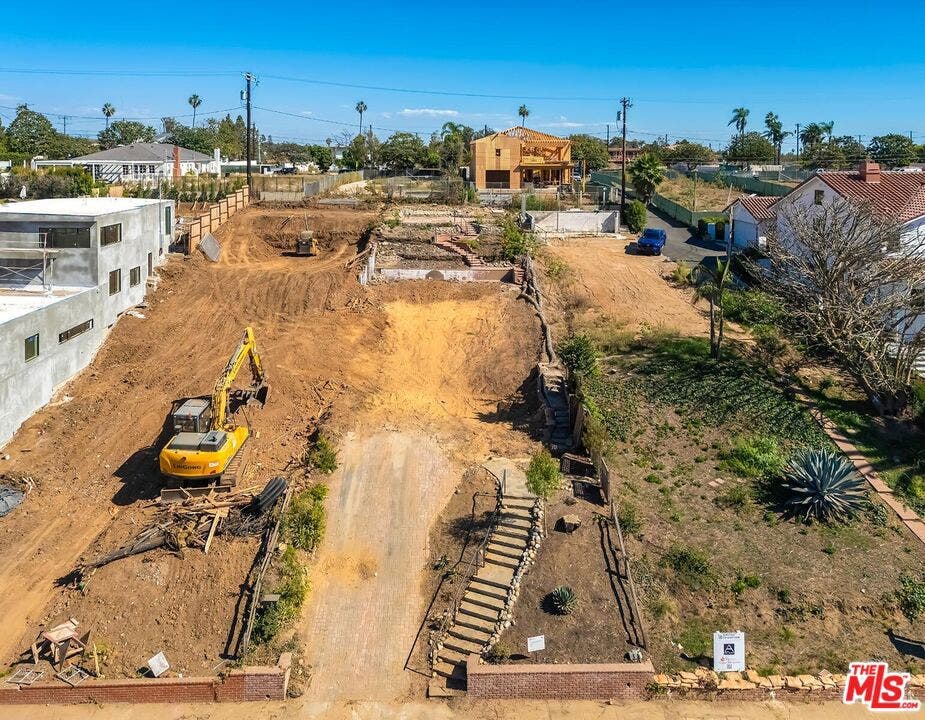 740 Haverford Avenue, Pacific Palisades, CA 90272 740 Haverford Avenue, Pacific Palisades, CA 90272