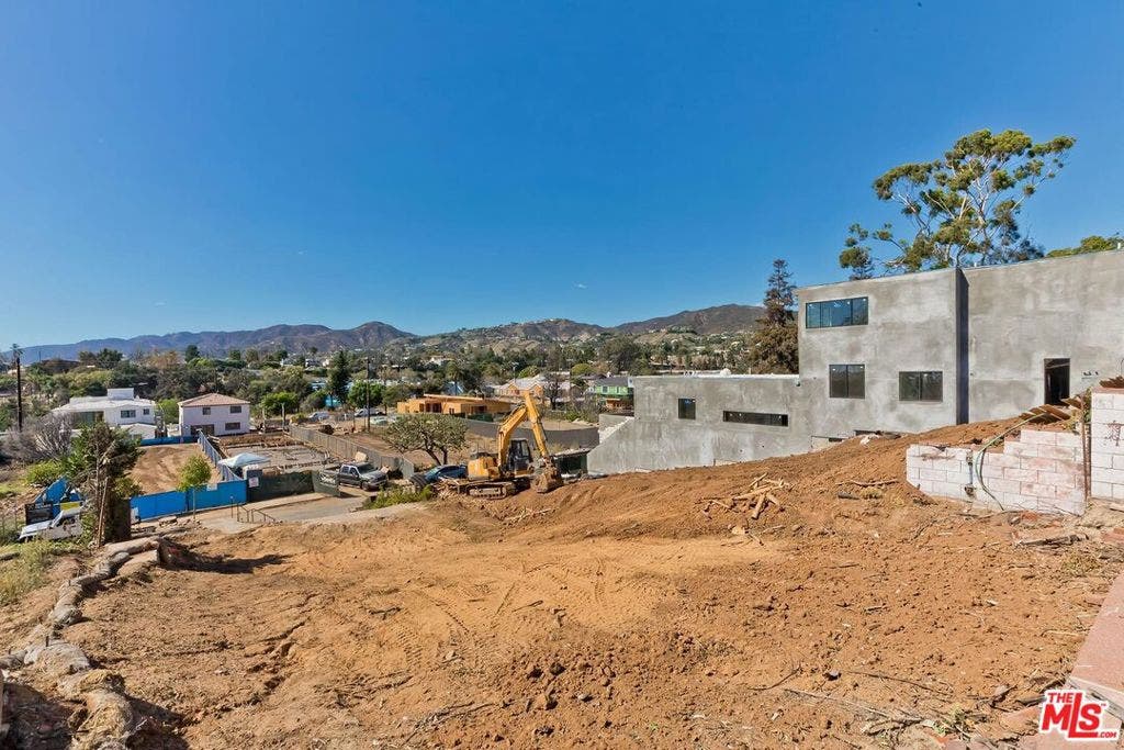 740 Haverford Avenue, Pacific Palisades, CA 90272 740 Haverford Avenue, Pacific Palisades, CA 90272