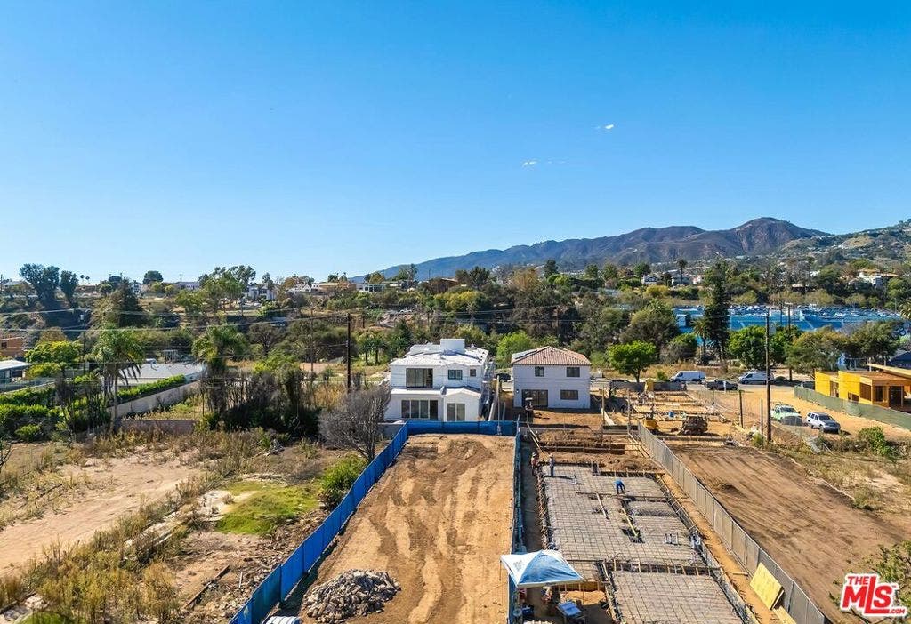 740 Haverford Avenue, Pacific Palisades, CA 90272 View from approx 3rd level