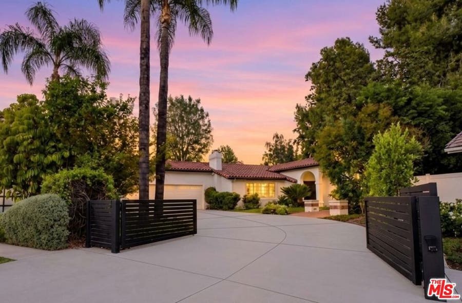 Property photo for 17615 Corinthian Drive, Encino, CA